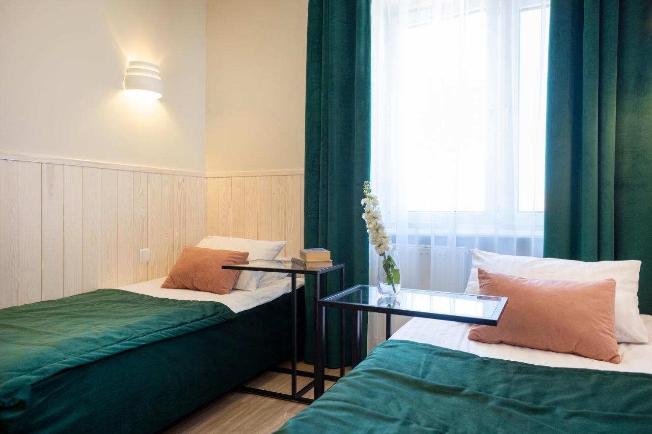 Szuflada Rooms เอากุสตูฟ ภายนอก รูปภาพ