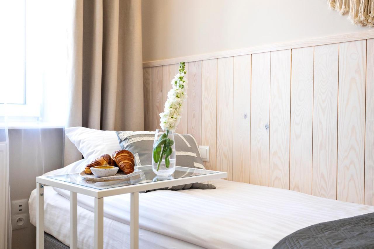 Szuflada Rooms เอากุสตูฟ ภายนอก รูปภาพ