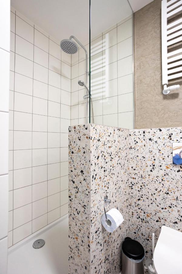 Szuflada Rooms เอากุสตูฟ ภายนอก รูปภาพ