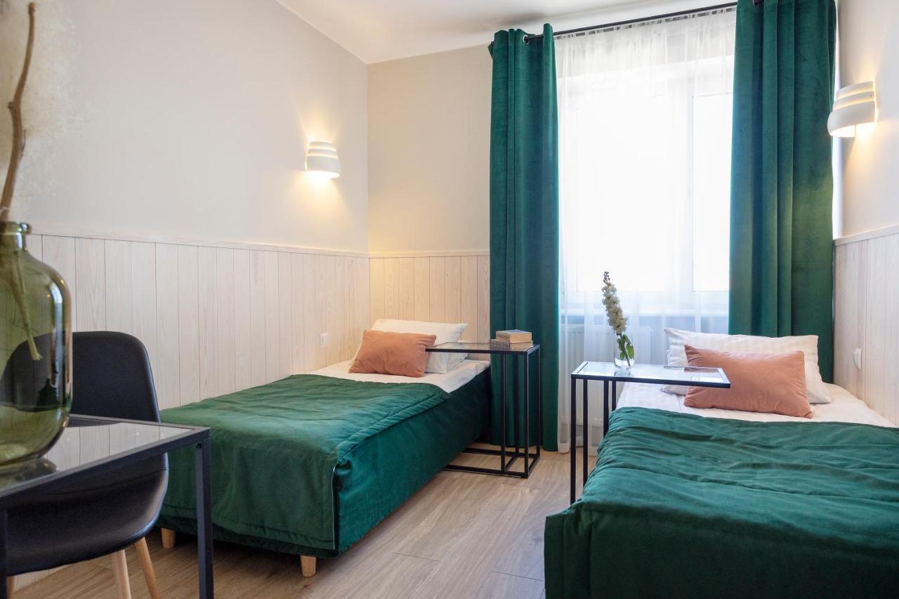 Szuflada Rooms เอากุสตูฟ ภายนอก รูปภาพ