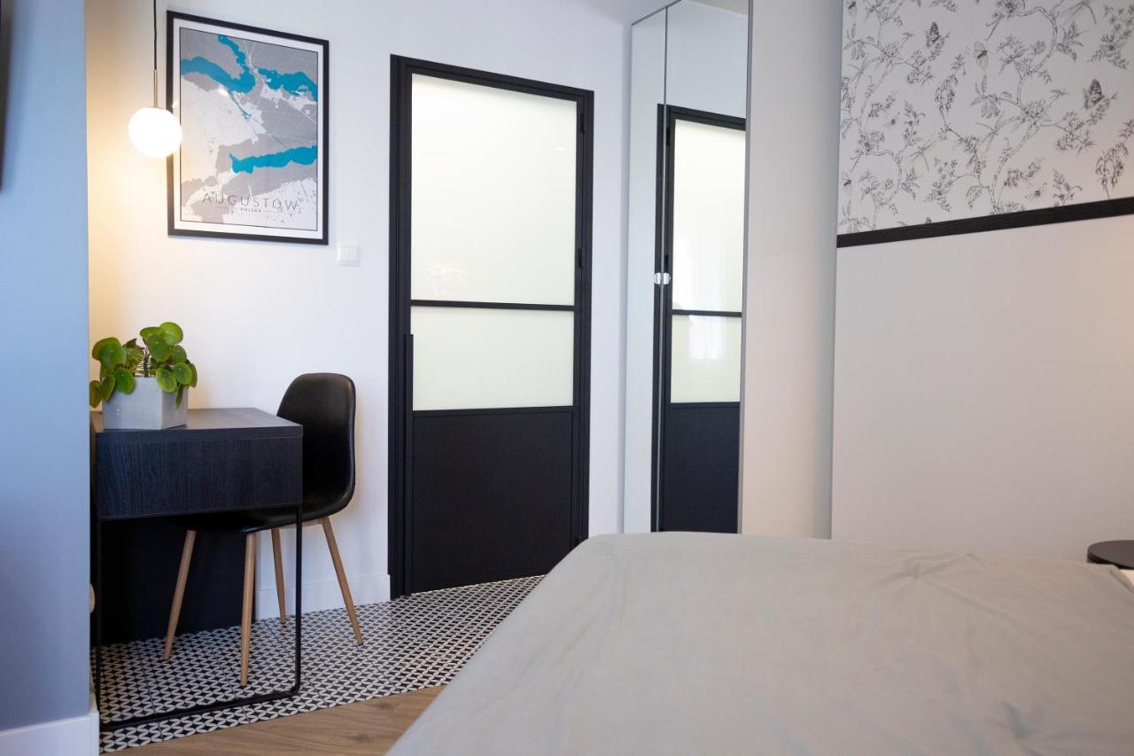Szuflada Rooms เอากุสตูฟ ภายนอก รูปภาพ